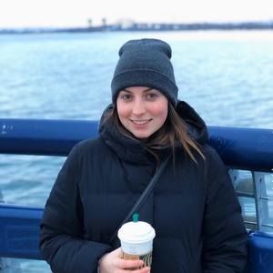 Meet your Posher, Abbi